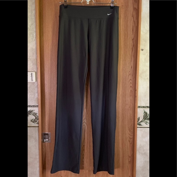 Nike Pants - Nike Fit-dry Yoga/Workout Pants Size Small
